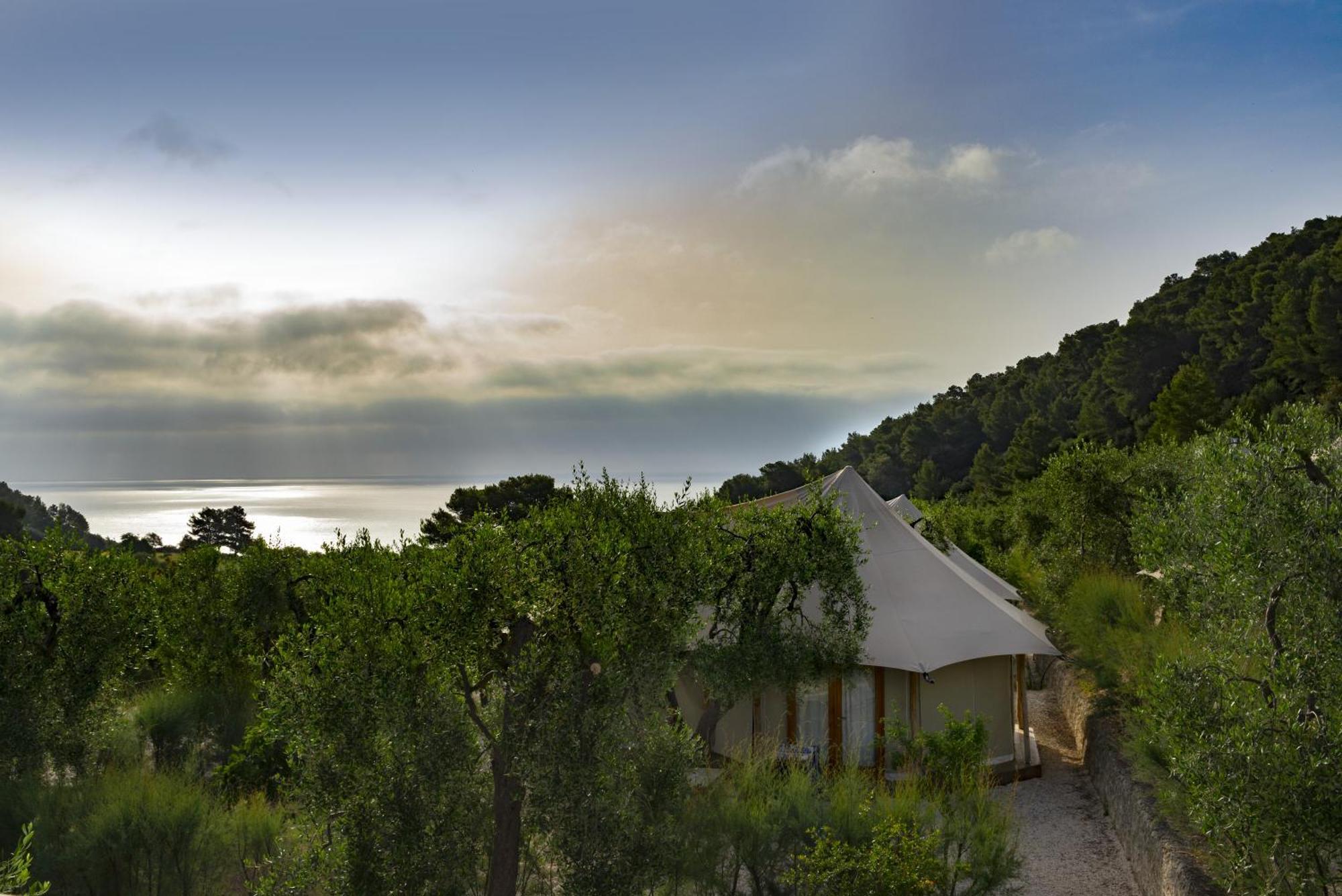 Hmo Glamping & Suites In Vignanotica Mattinata Bagian luar foto